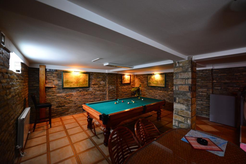 Apartments & Accommodation Stojic Νόβι Σαντ Εξωτερικό φωτογραφία